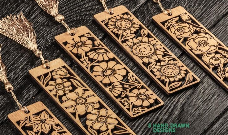 Floral Elegance-Engraved Wooden Bookmark