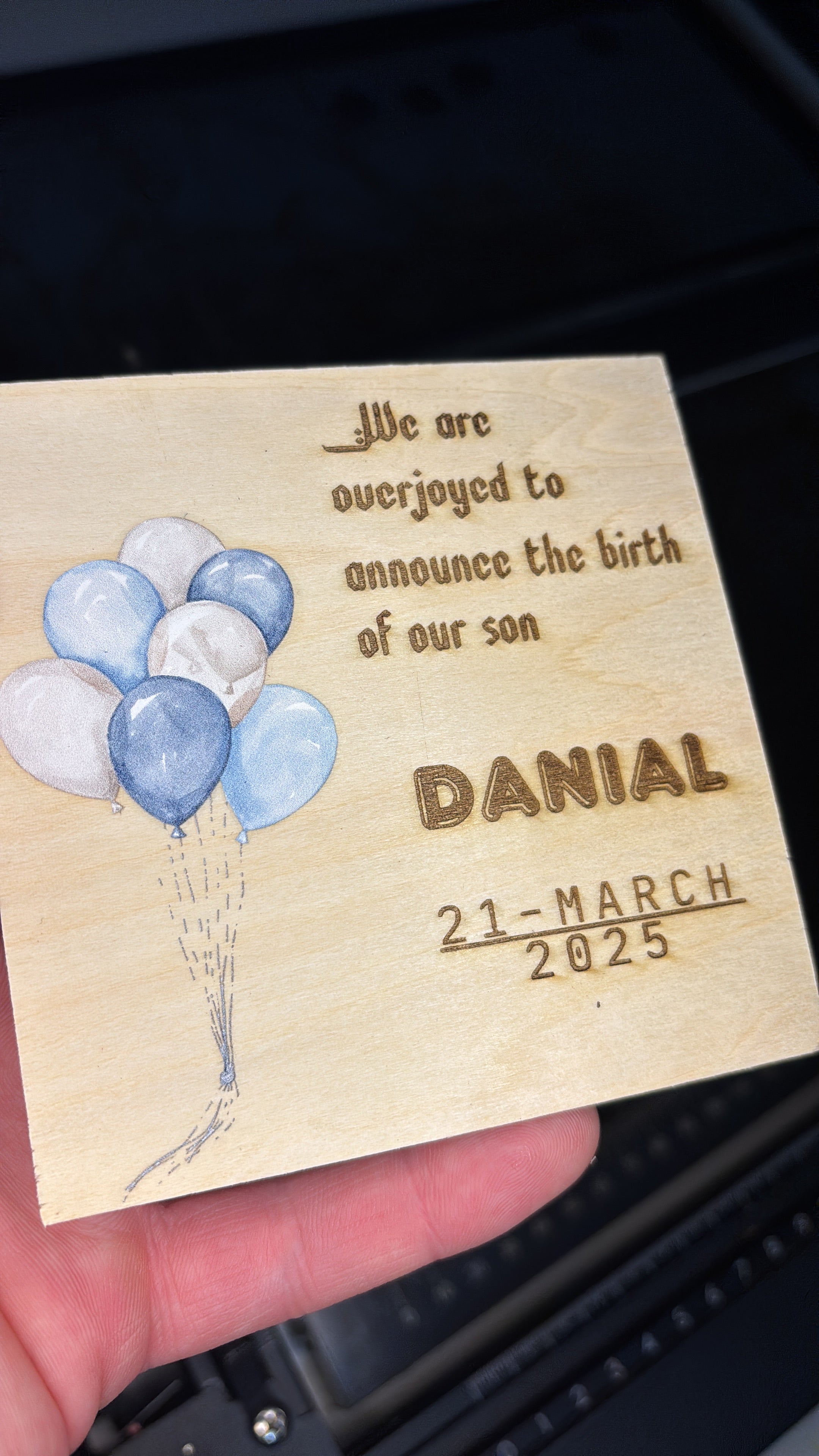 Balloons- baby announcement tag